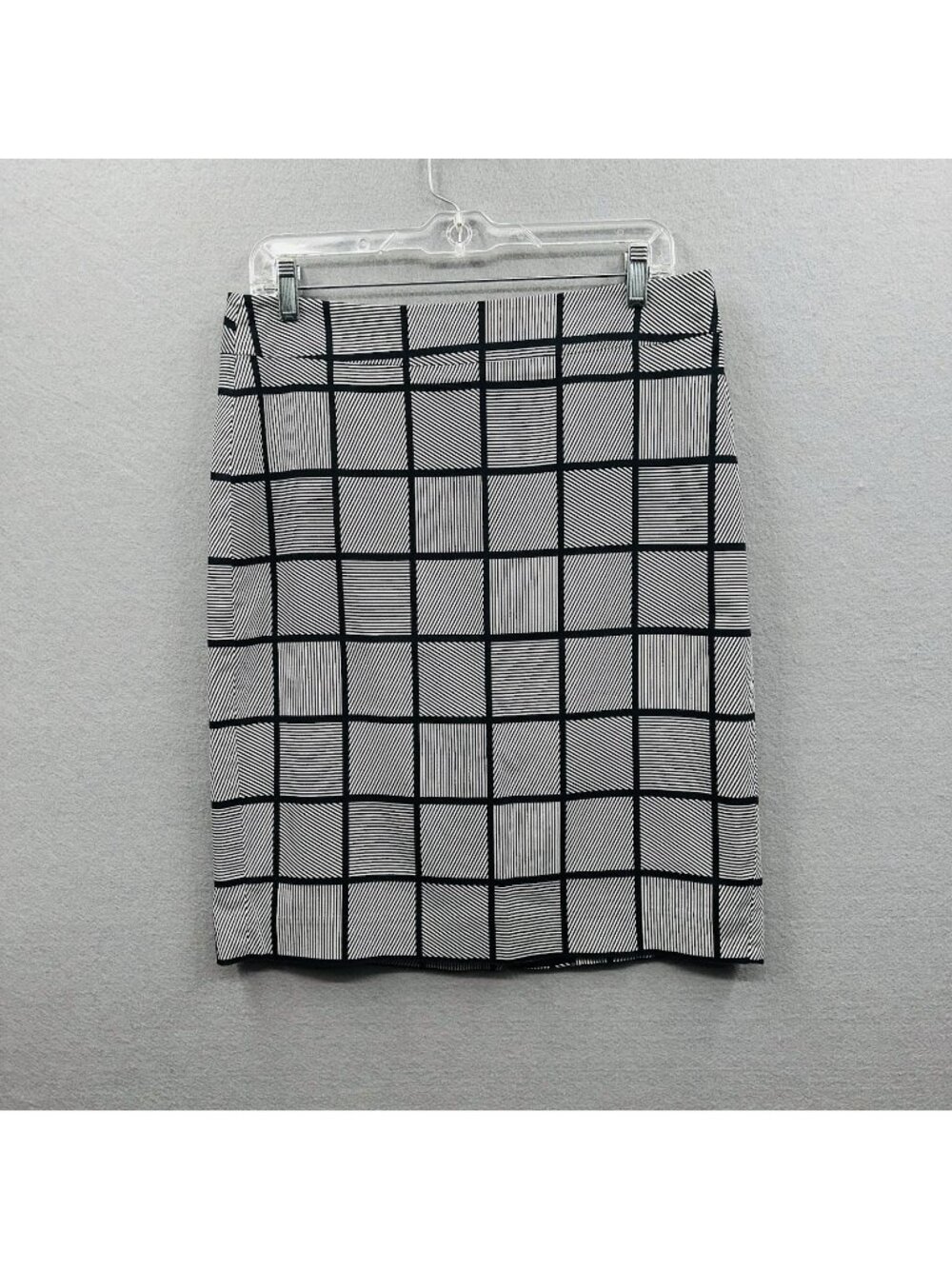 Ann Taylor Skirt Size 8 Black White Window Pane Plaid Pencil Office Business EUC